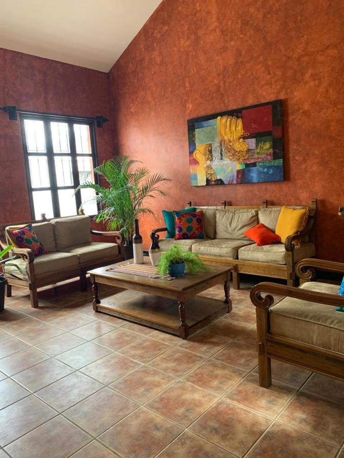 Casona Del Conquistador Антигуа-Гватемала Экстерьер фото