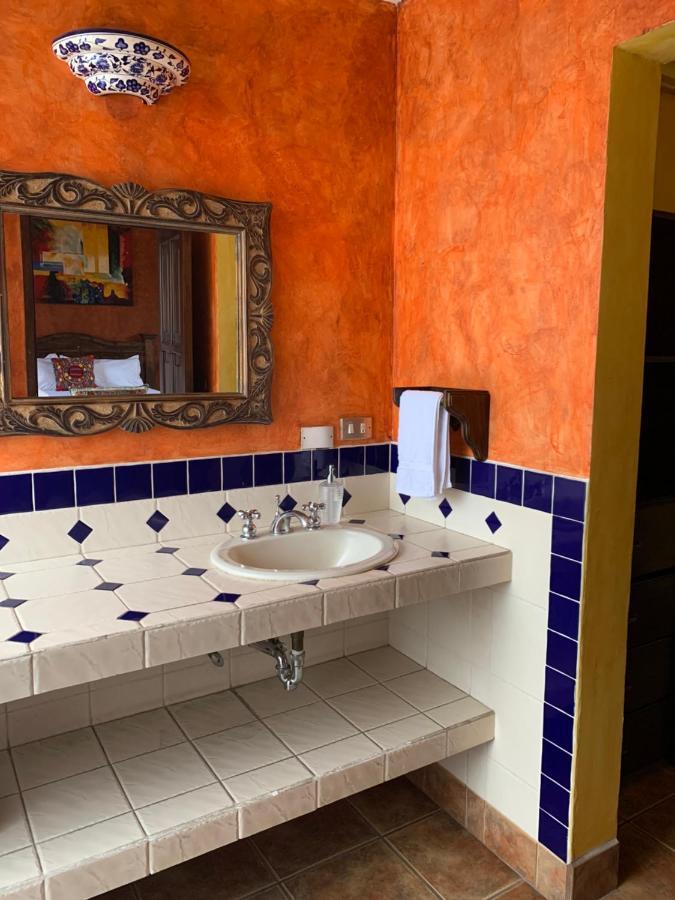 Casona Del Conquistador Антигуа-Гватемала Экстерьер фото